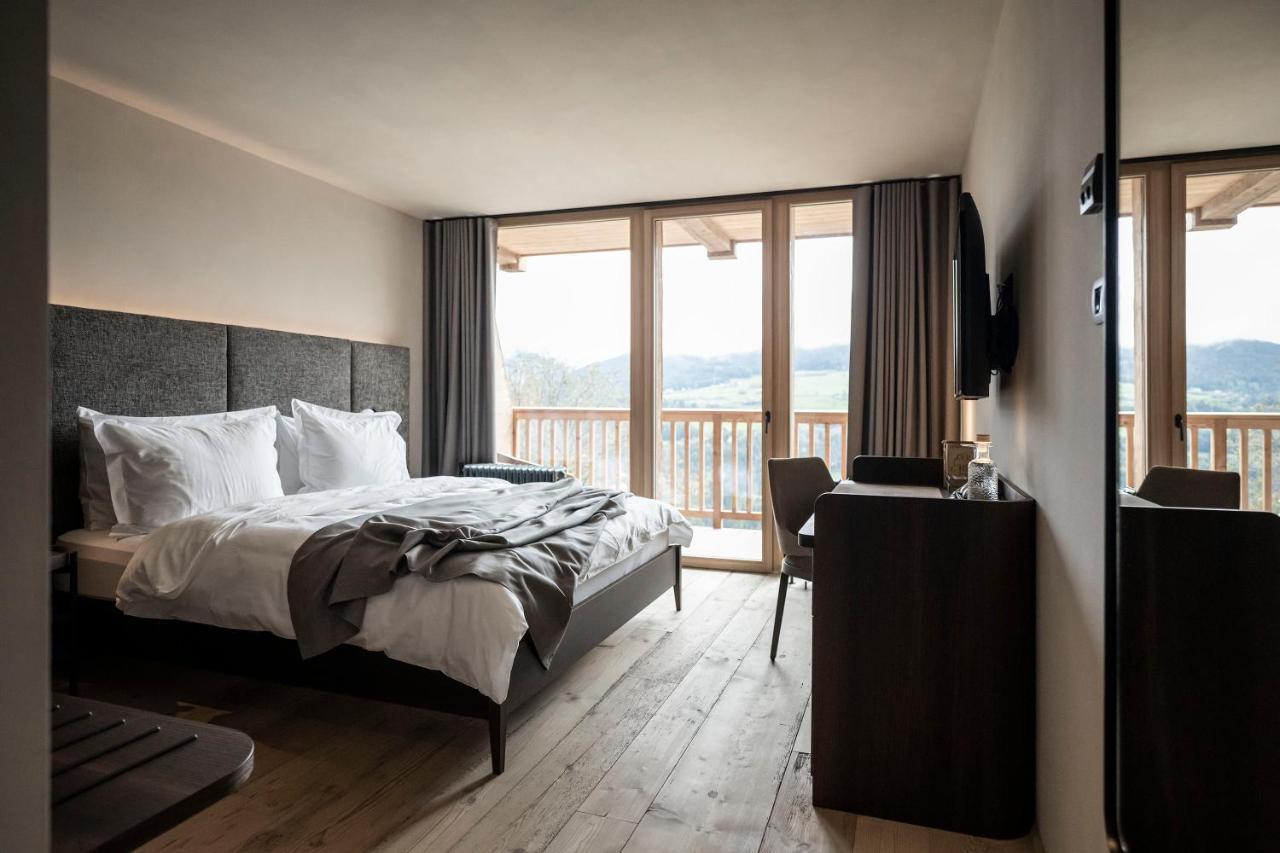 Hotel Ansitz Steinbock วิลลานโดร ภายนอก รูปภาพ