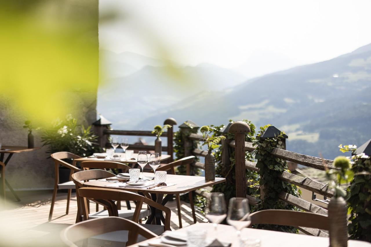 Hotel Ansitz Steinbock วิลลานโดร ภายนอก รูปภาพ