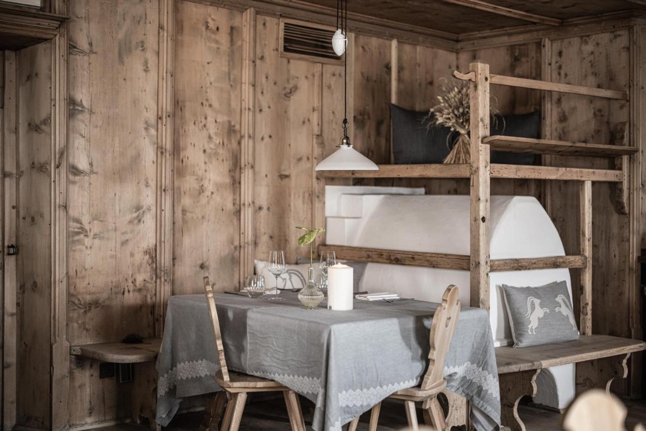 Hotel Ansitz Steinbock วิลลานโดร ภายนอก รูปภาพ