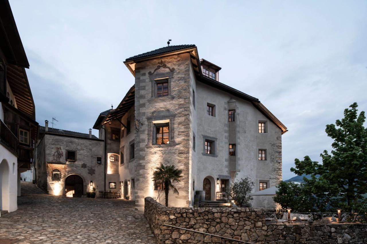 Hotel Ansitz Steinbock วิลลานโดร ภายนอก รูปภาพ