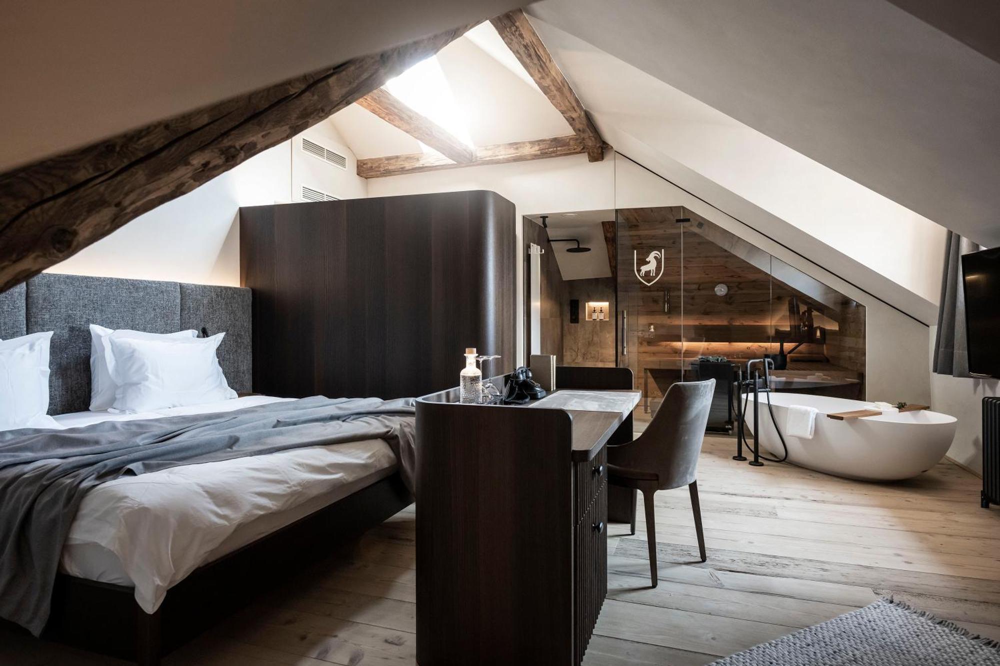 Hotel Ansitz Steinbock วิลลานโดร ภายนอก รูปภาพ