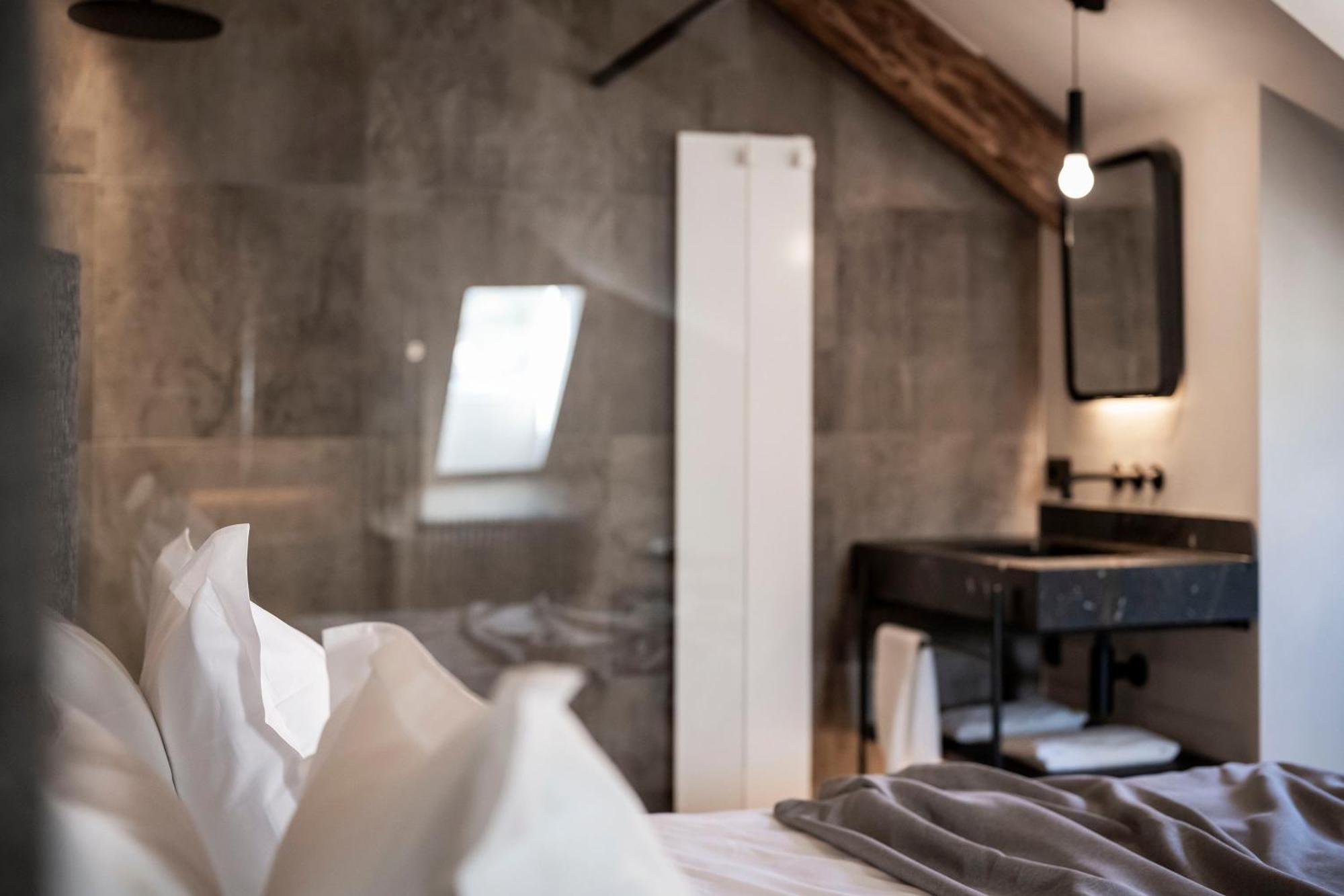 Hotel Ansitz Steinbock วิลลานโดร ภายนอก รูปภาพ
