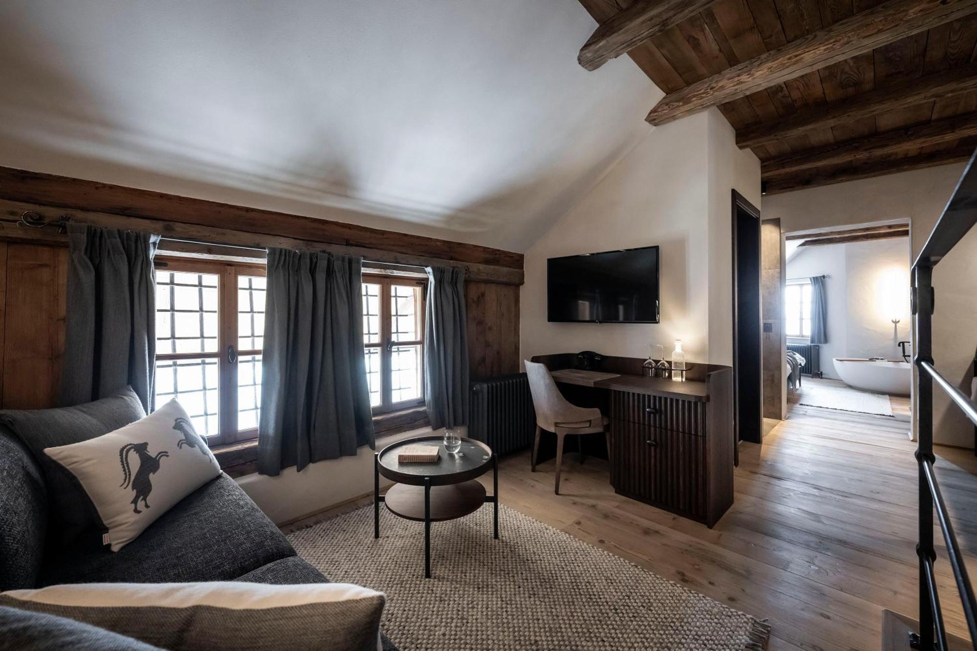 Hotel Ansitz Steinbock วิลลานโดร ภายนอก รูปภาพ
